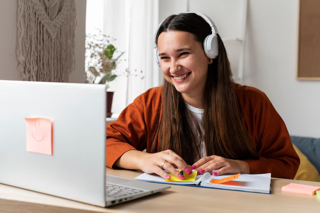 Why is online learning good for students?